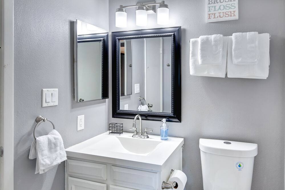 Photo of Bathroom in Mesa Grande
