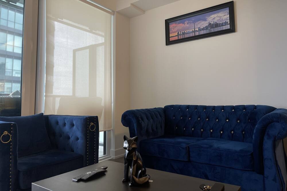 Photo of Livingroom in Cabbagetown