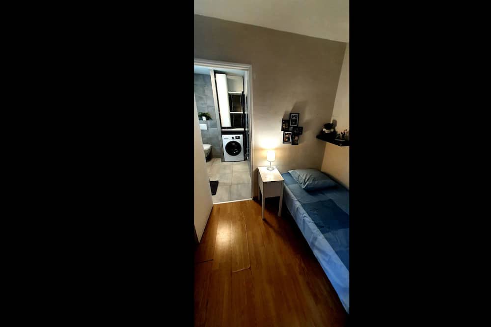 Photo of Bedroom in Louis Bertrand-Mirabeau-Semard