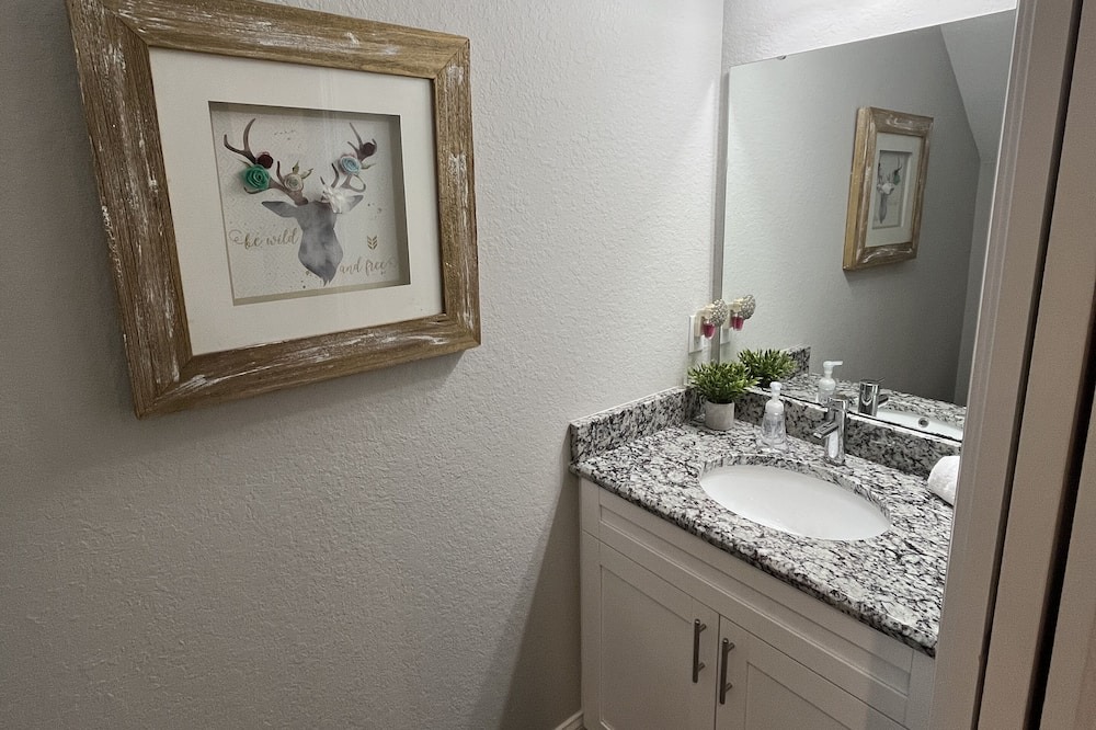 Photo of Bathroom in Bartow