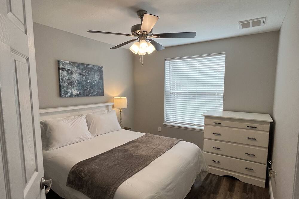 Photo of Bedroom in Bartow