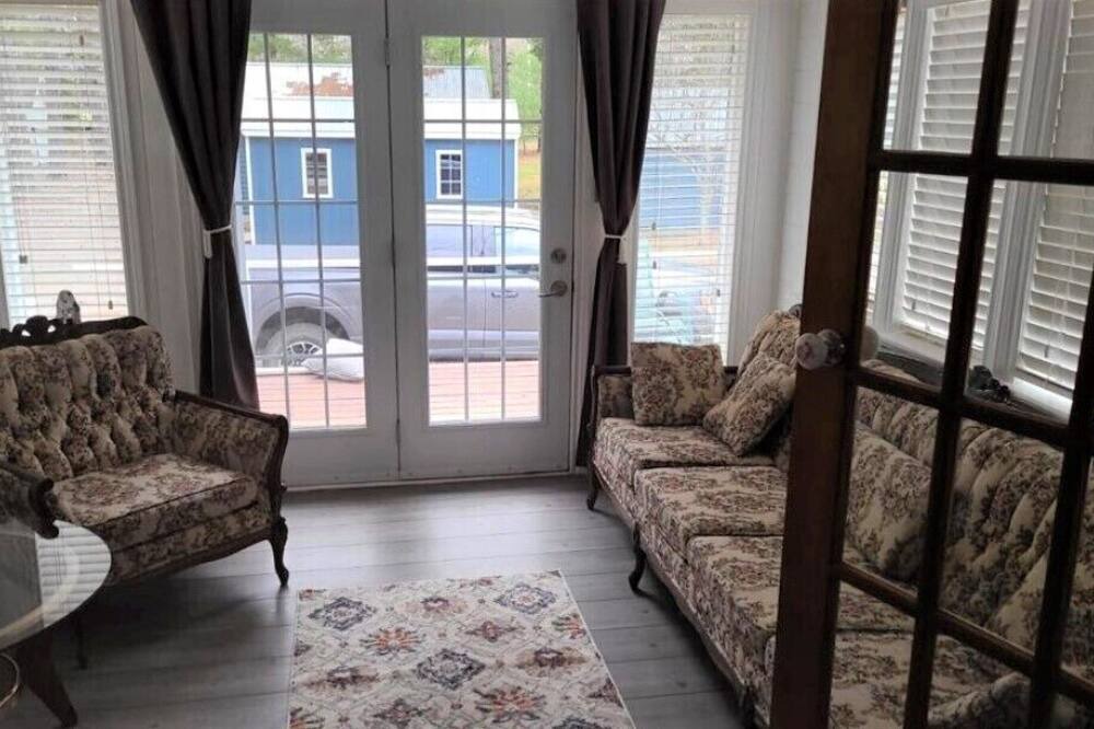 Photo of Livingroom in Nipissing