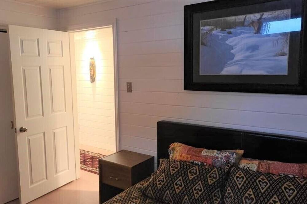 Photo of Bedroom in Nipissing