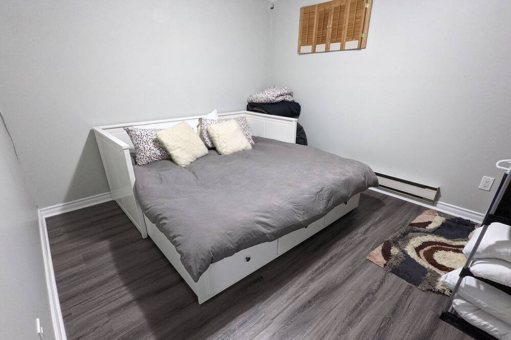 Photo of Bedroom in Newmarket