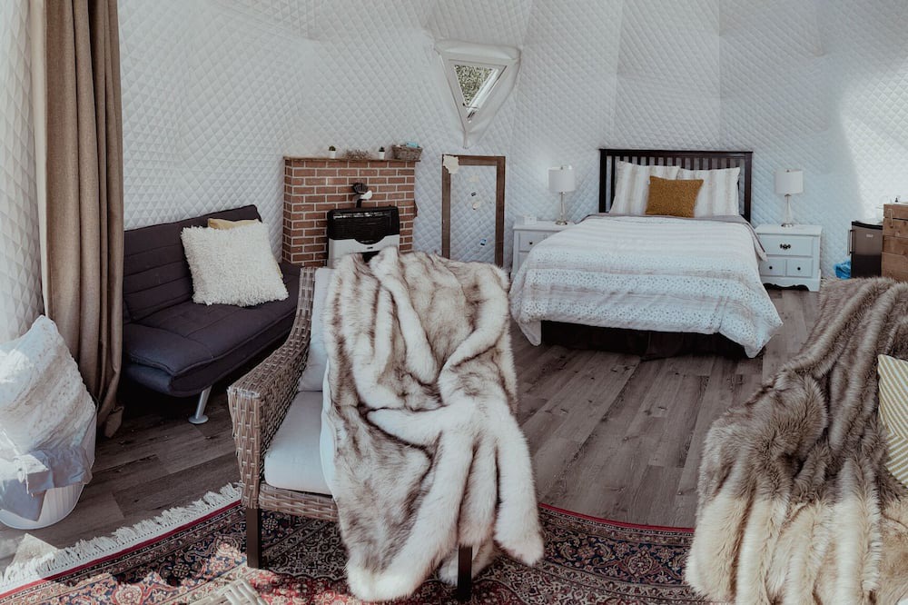 Photo of Bedroom in Whitestone
