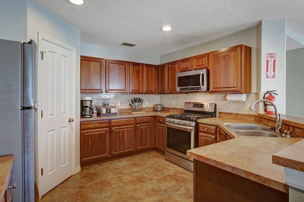 Photo of Kitchen in Tuscan Ridge