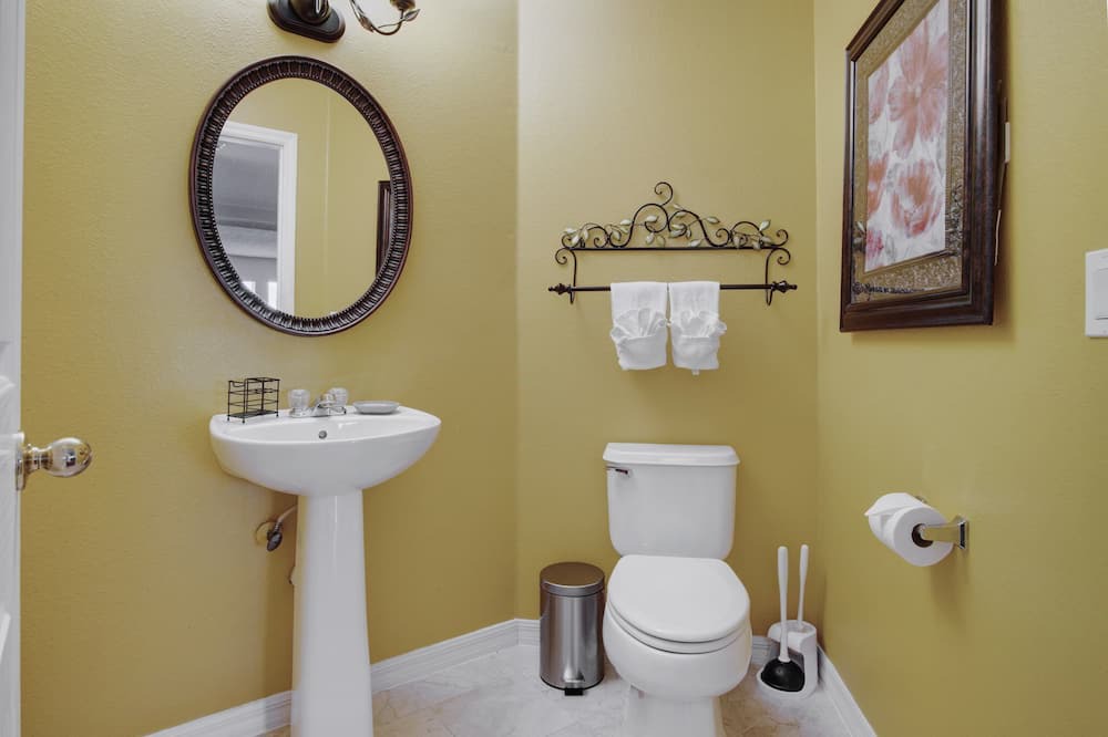 Photo of Bathroom in Tuscan Ridge