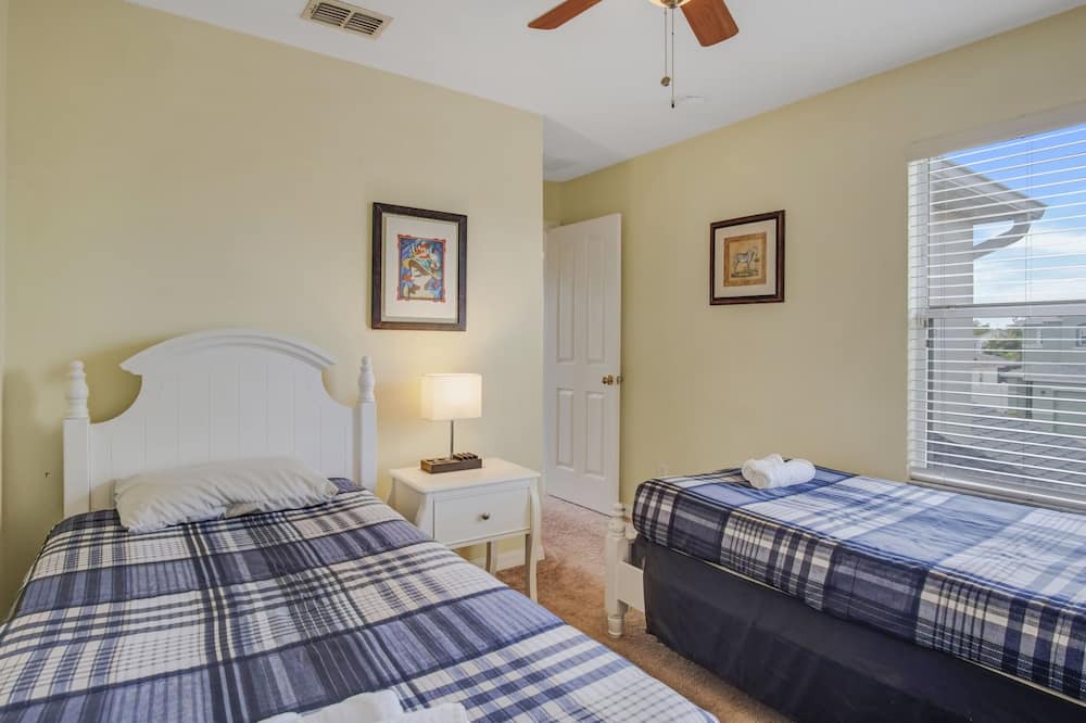 Photo of Bedroom in Tuscan Ridge