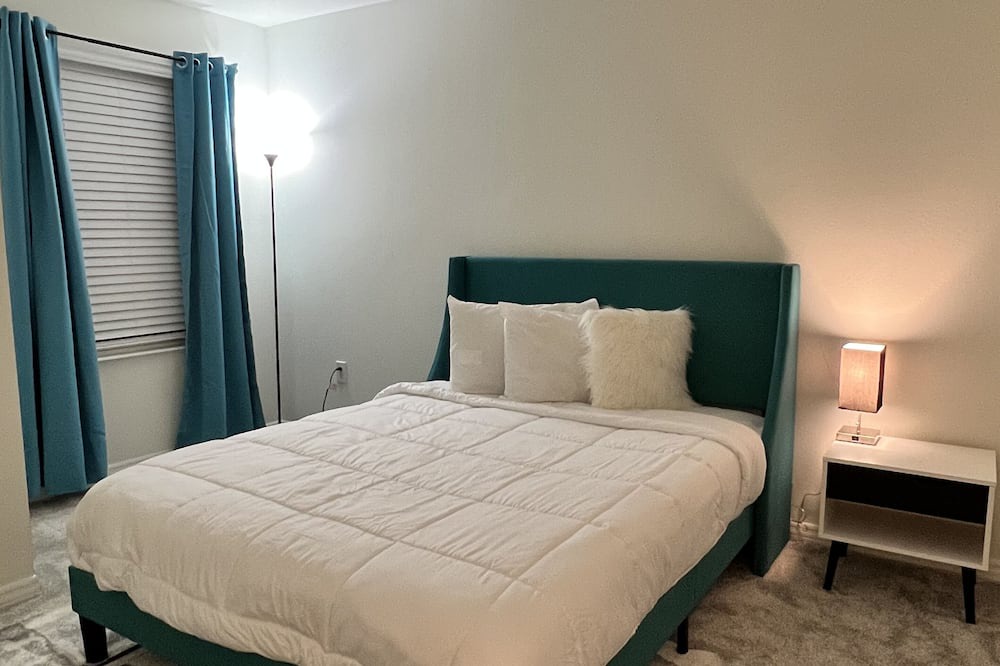 Photo of Bedroom in Wellington