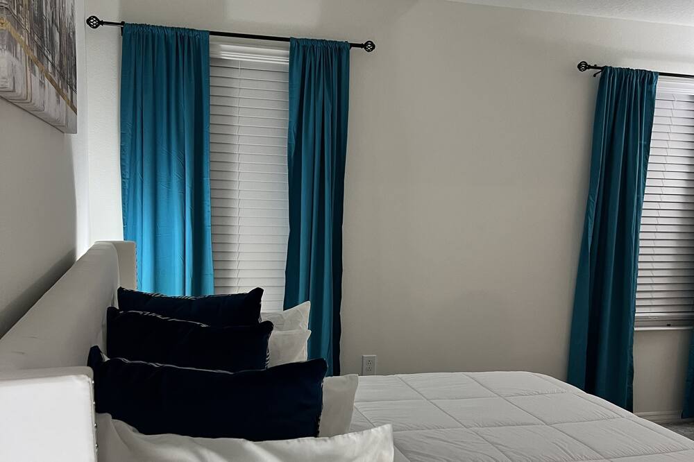 Photo of Bedroom in Wellington