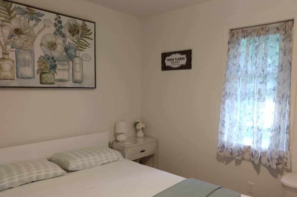 Photo of Bedroom in Central Huron