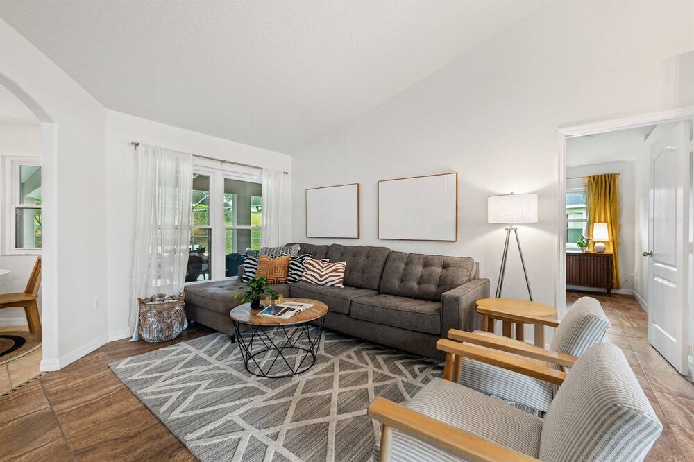 Photo of Livingroom in Tuscan Ridge