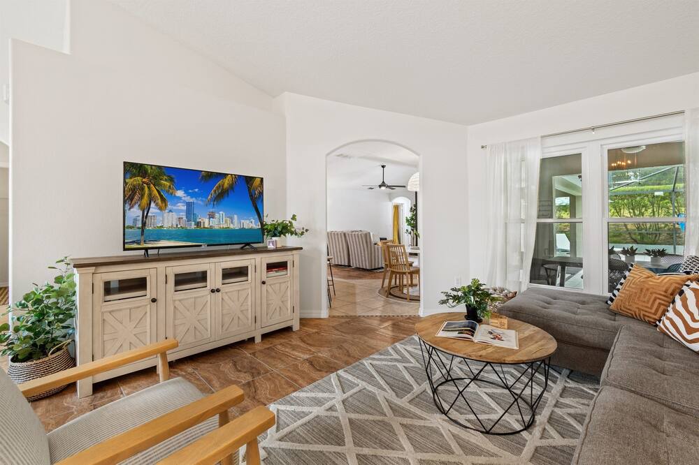 Photo of Livingroom in Tuscan Ridge