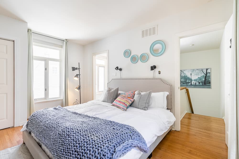 Photo of Bedroom in Cabbagetown South
