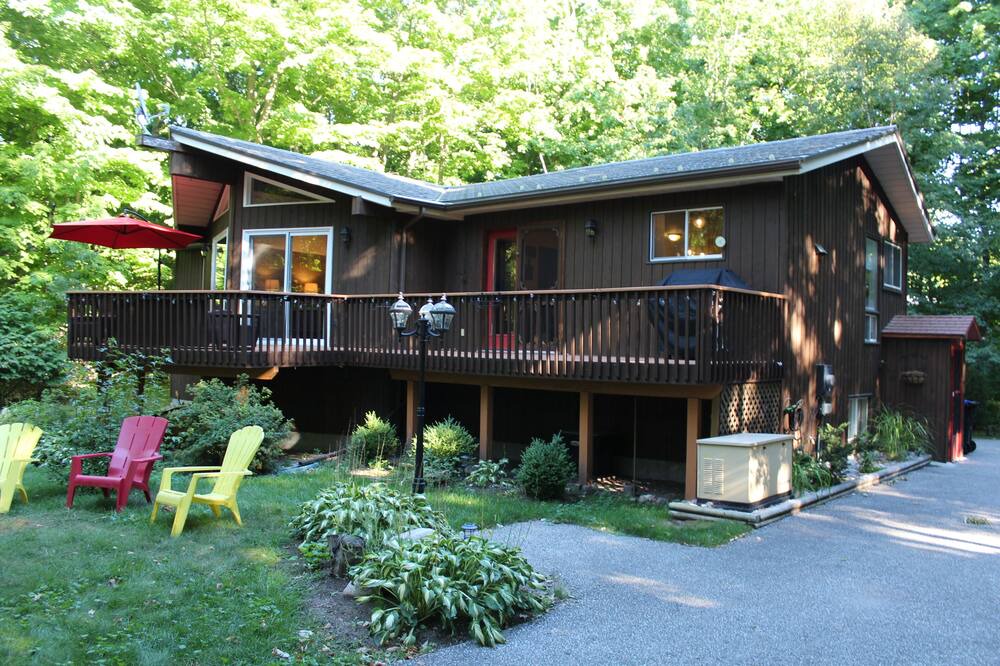 Photo of Outdoor in Tiny