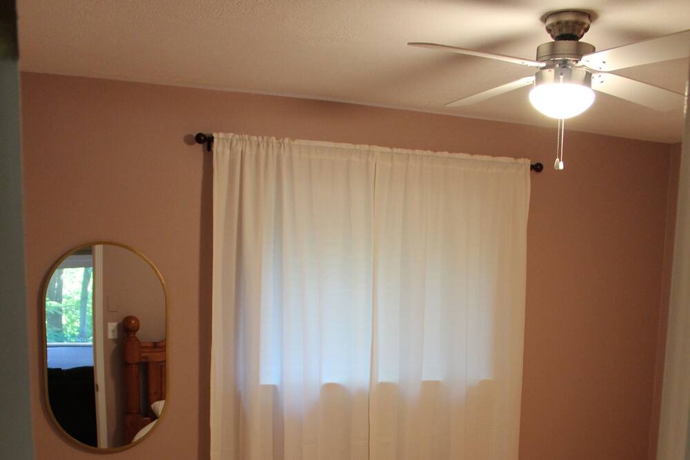 Photo of Bedroom in Tiny