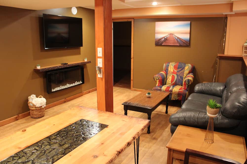 Photo of Livingroom in Tiny