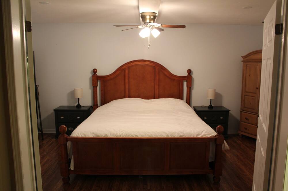 Photo of Bedroom in Tiny