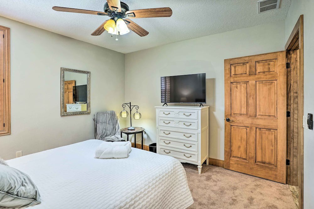 Photo of Bedroom in Valrico