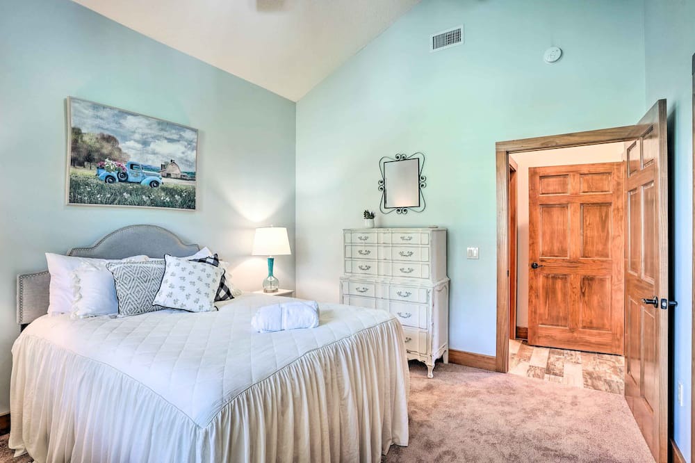 Photo of Bedroom in Valrico