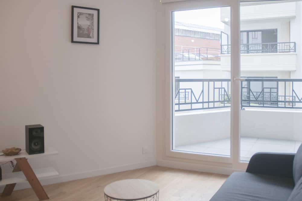 Photo of Livingroom in Saint-Ouen