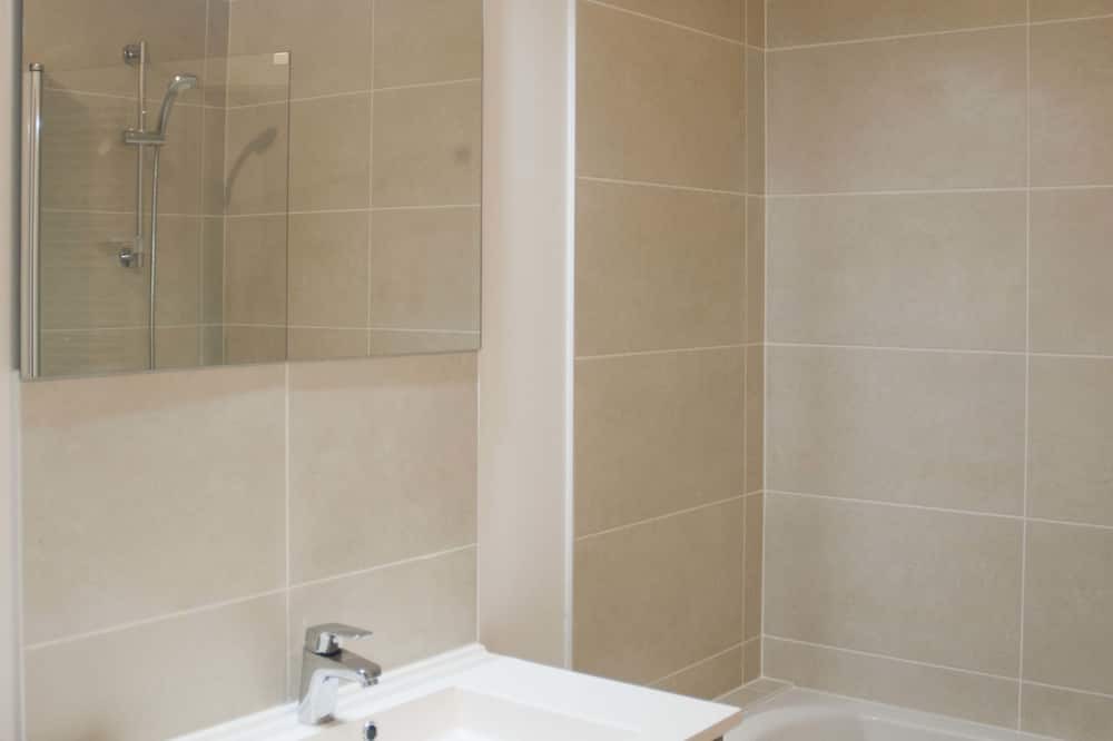 Photo of Bathroom in Saint-Ouen