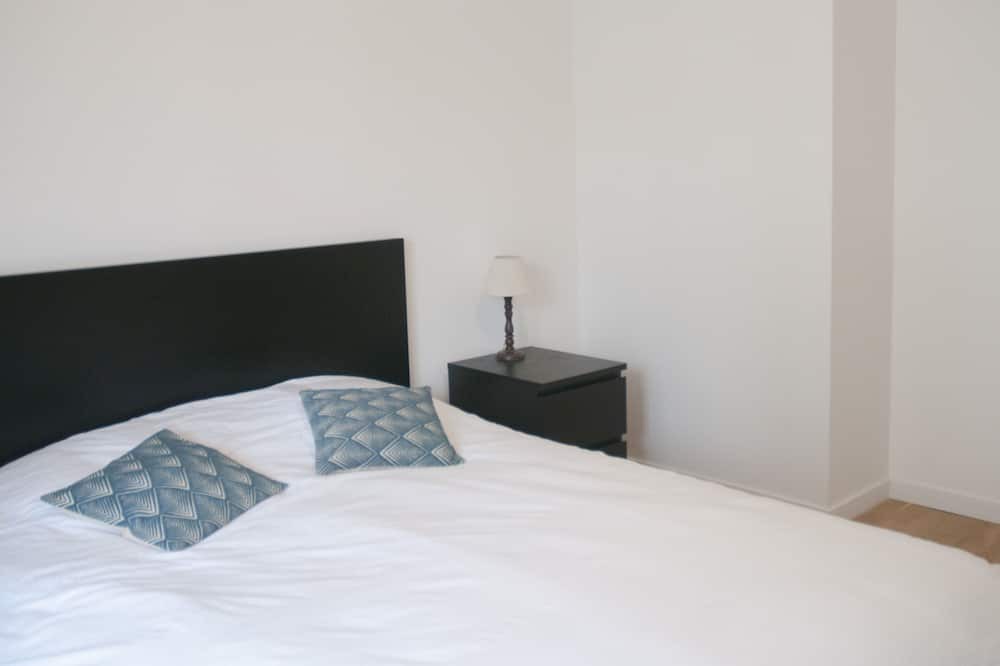 Photo of Bedroom in Saint-Ouen