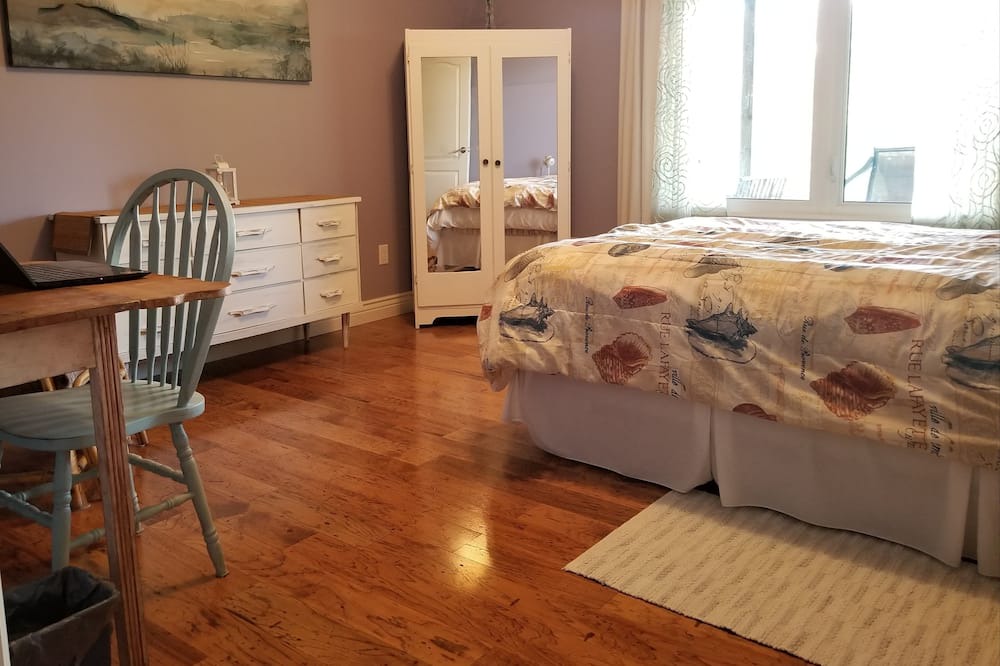 Photo of Bedroom in Twin Bay