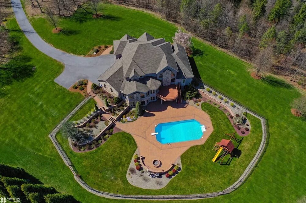 Photo of Outdoor in Brockton