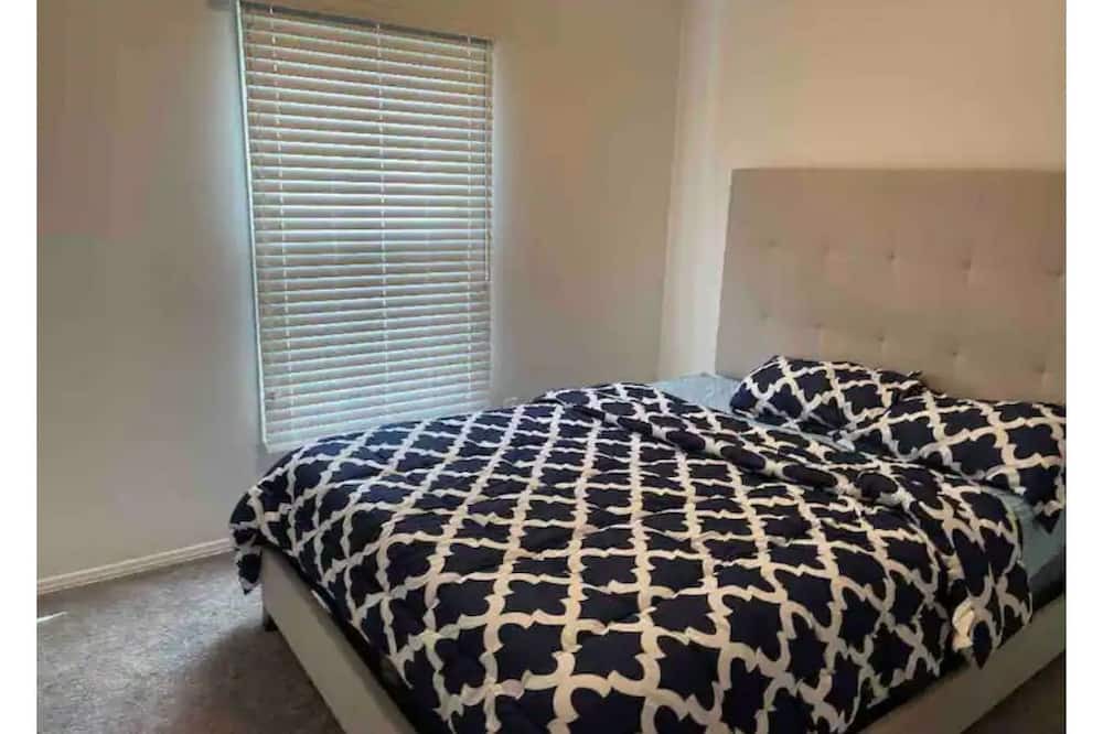 Photo of Bedroom in Halton Regional Municipality