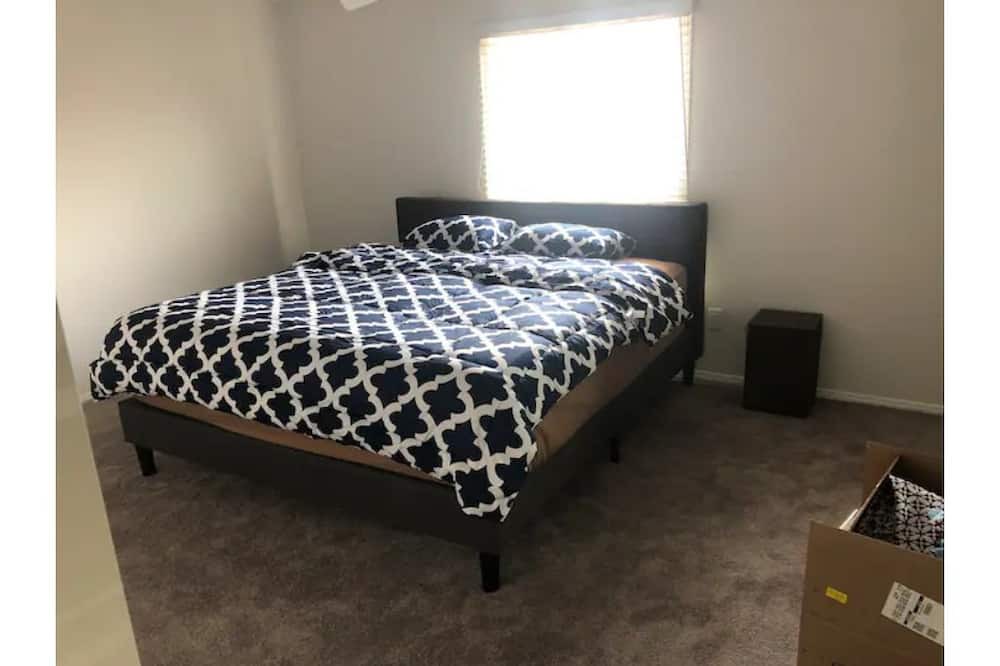 Photo of Bedroom in Halton Regional Municipality