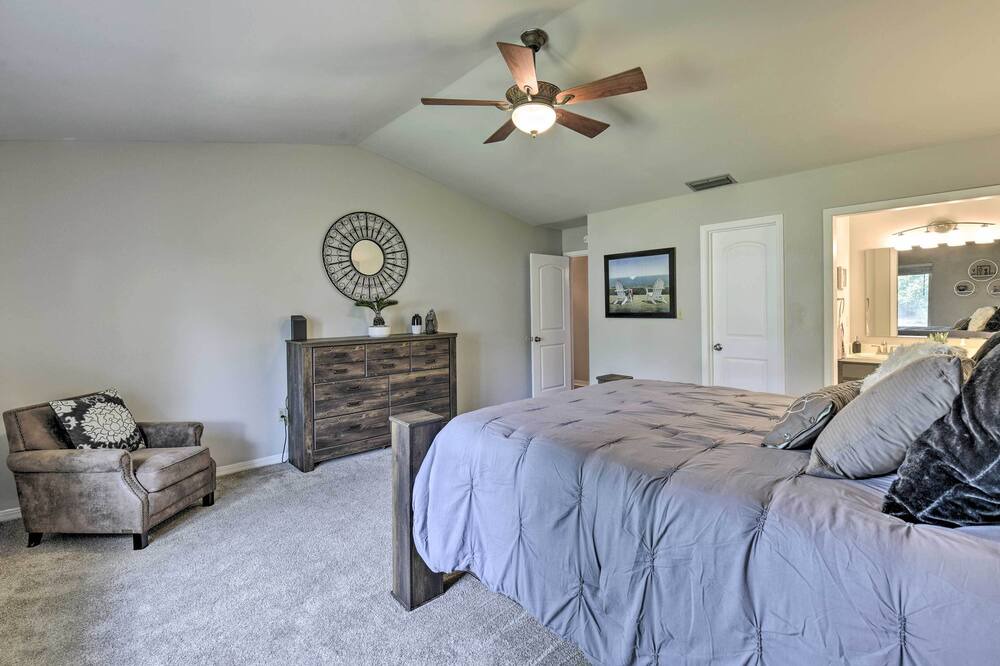 Photo of Bedroom in Niceville