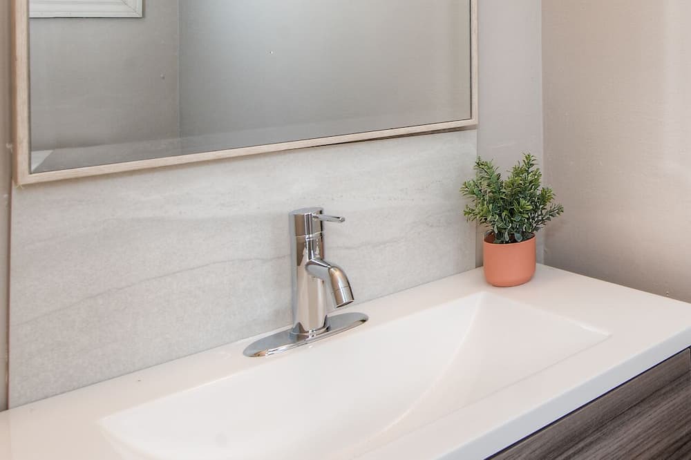Photo of Bathroom in Victoria Hills