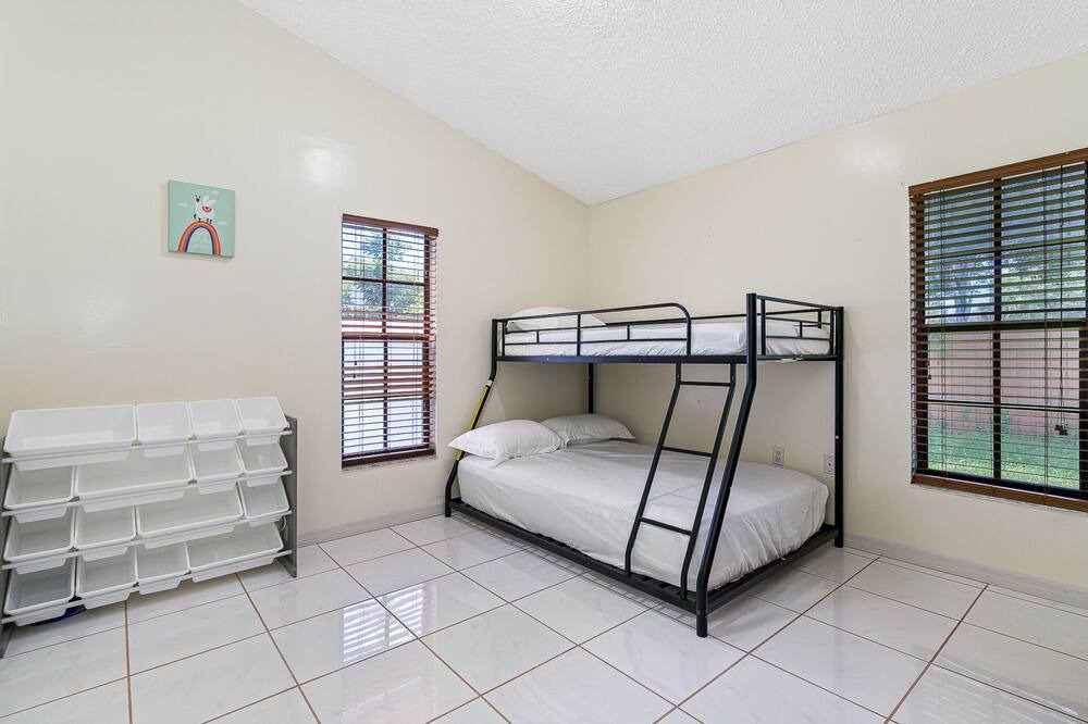 Photo of Bedroom in Carrollwood