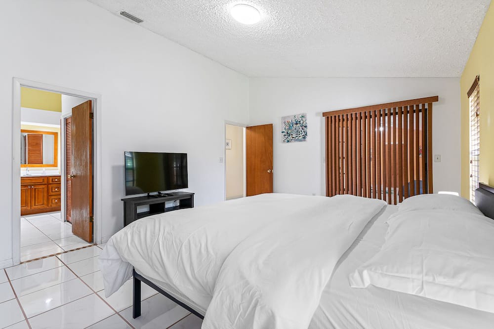 Photo of Bedroom in Carrollwood