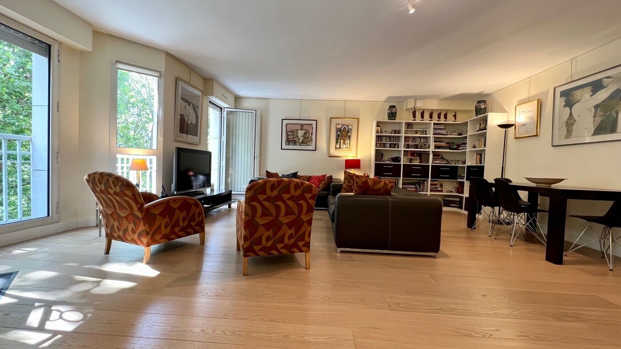 Photo of Livingroom in Hopital Saint-Louis