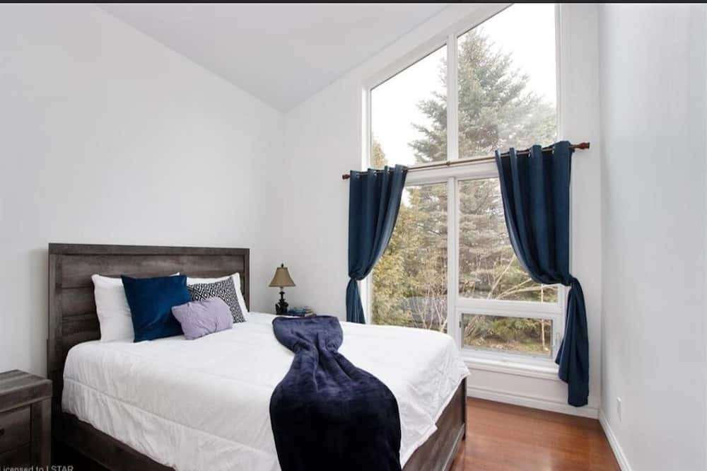 Photo of Bedroom in Ashfield-Colborne-Wawanosh