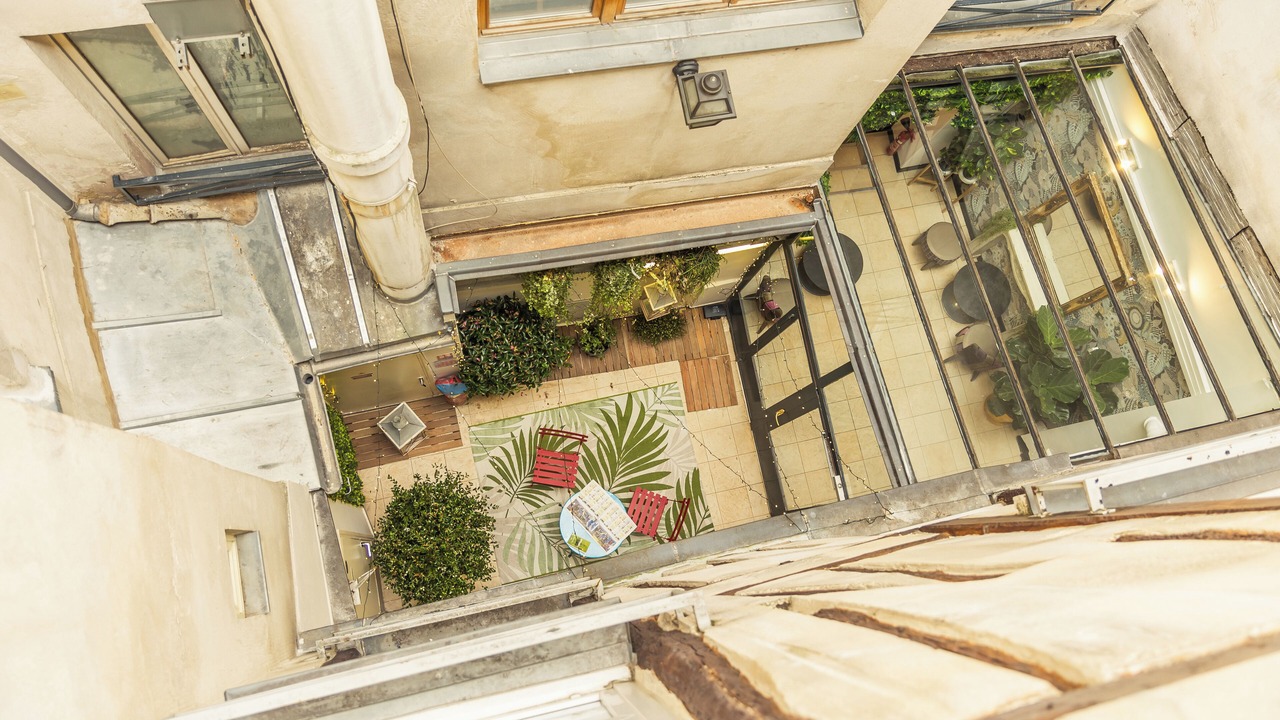 Photo of Patio Balcony in 5th Arrondissement
