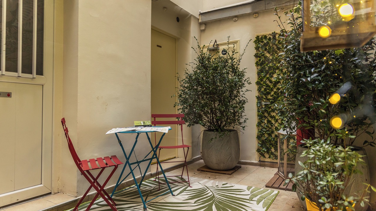 Photo of Patio Balcony in 5th Arrondissement