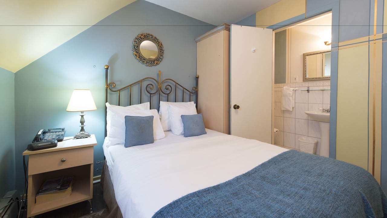 Photo of Bedroom in Church and Wellesley