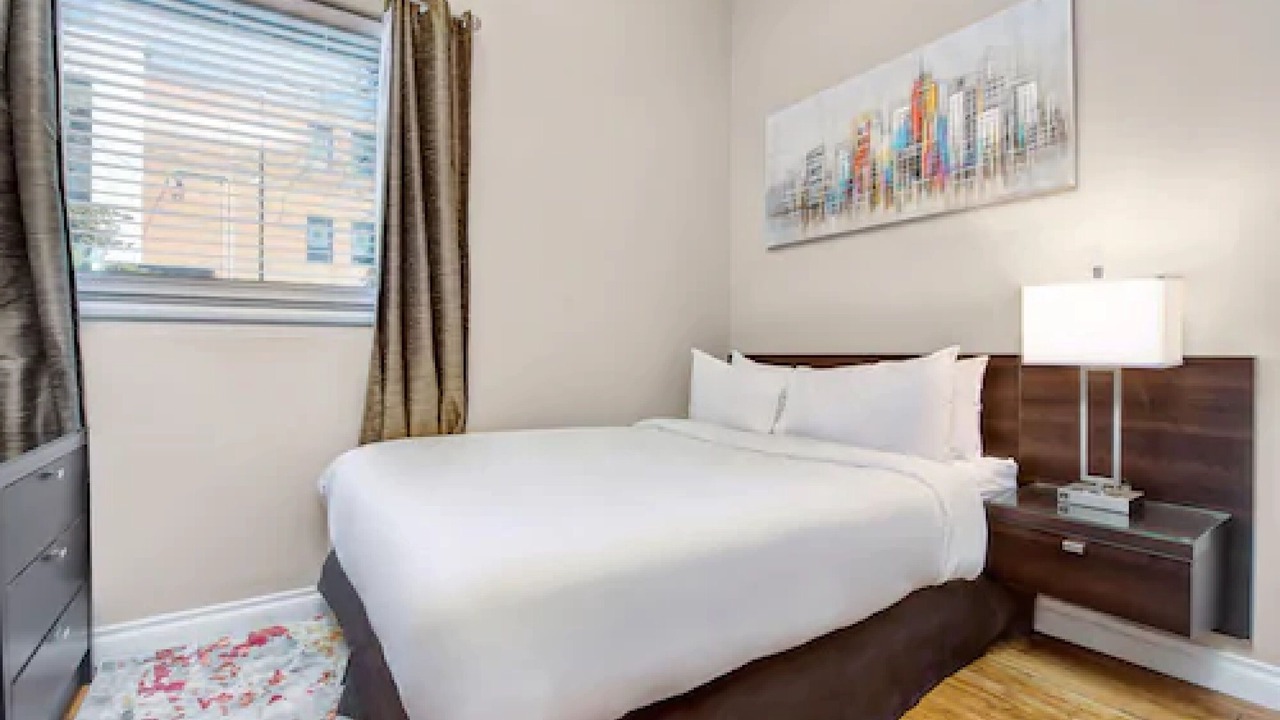 Photo of Bedroom in Willowdale