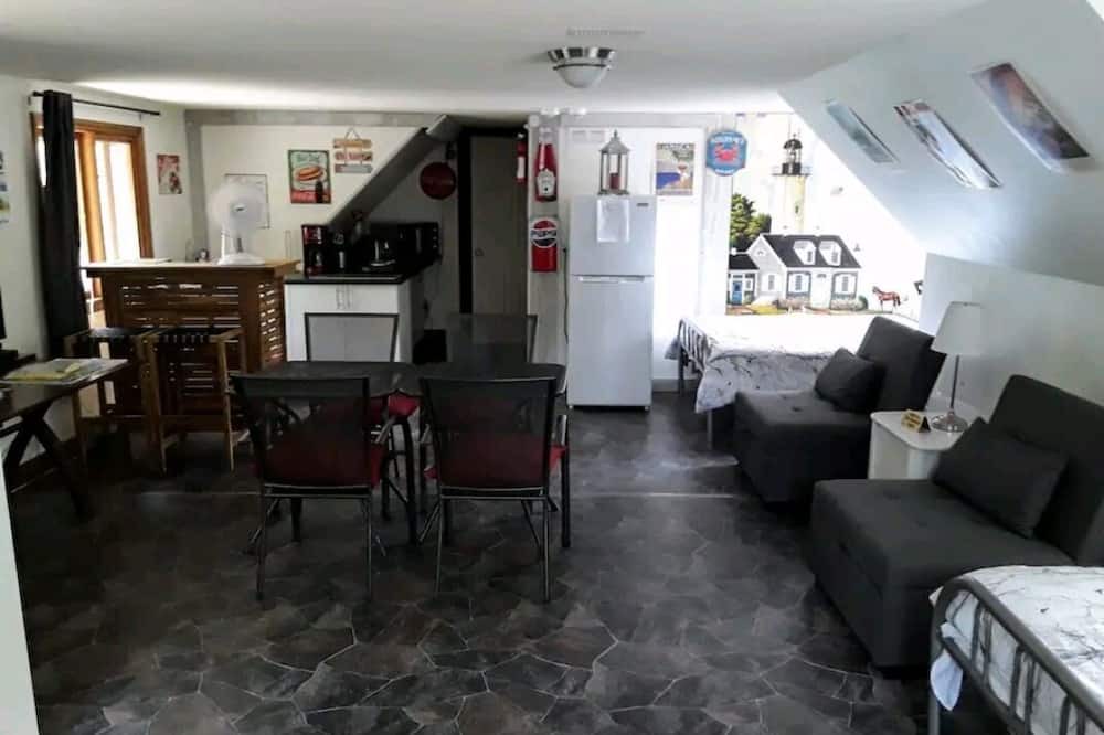 Photo of Livingroom in Southampton