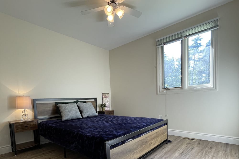 Photo of Bedroom in Huron-Kinloss