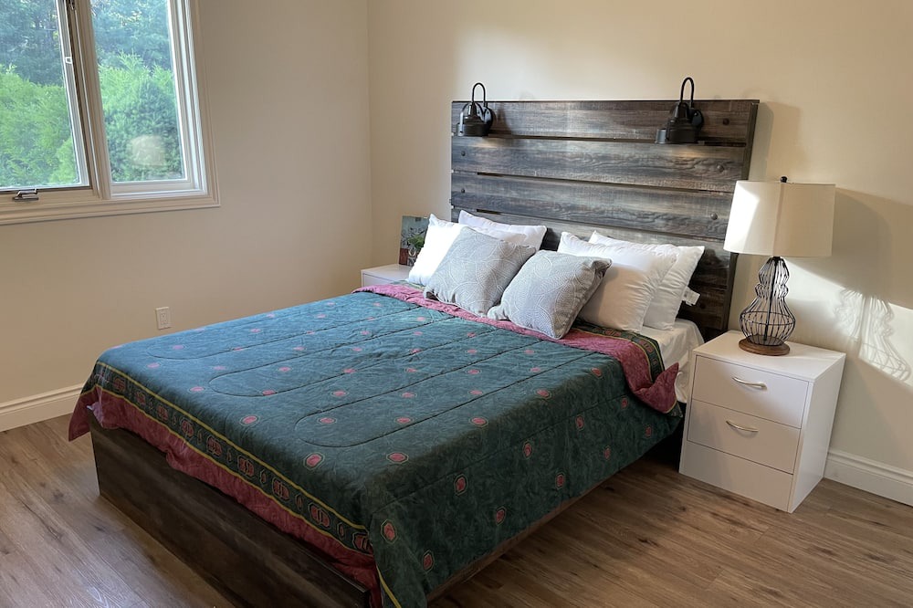 Photo of Bedroom in Huron-Kinloss