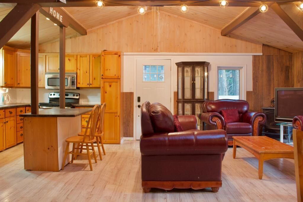 Photo of Livingroom in Mulmur