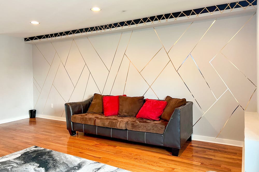 Photo of Livingroom in Fairmount