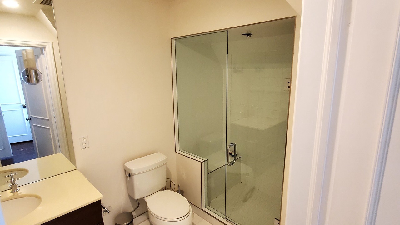 Photo of Bathroom in St. Andrew - Windfields