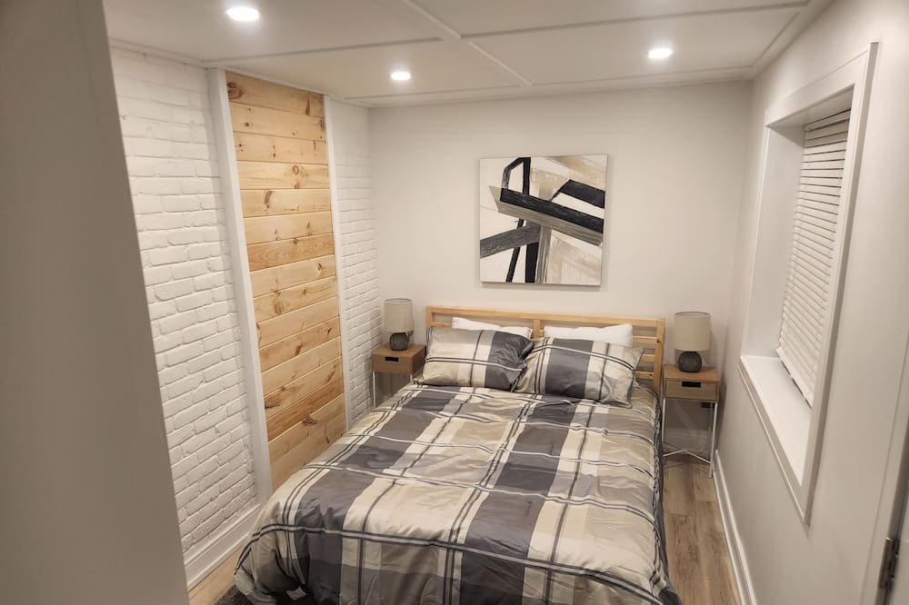 Photo of Bedroom in Innisfil
