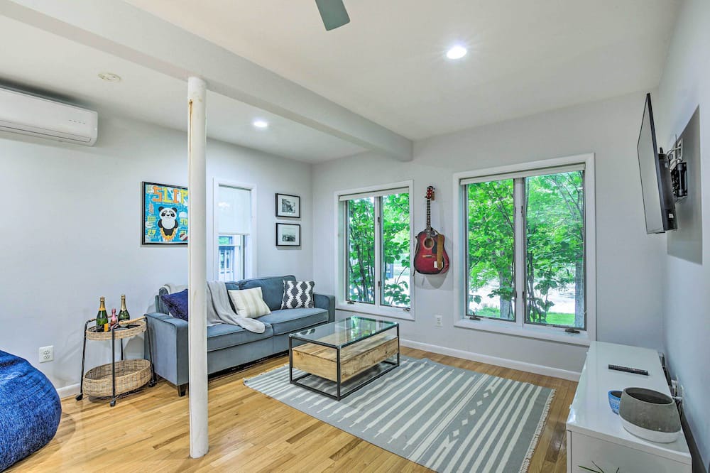 Photo of Bedroom in Clinton Corners