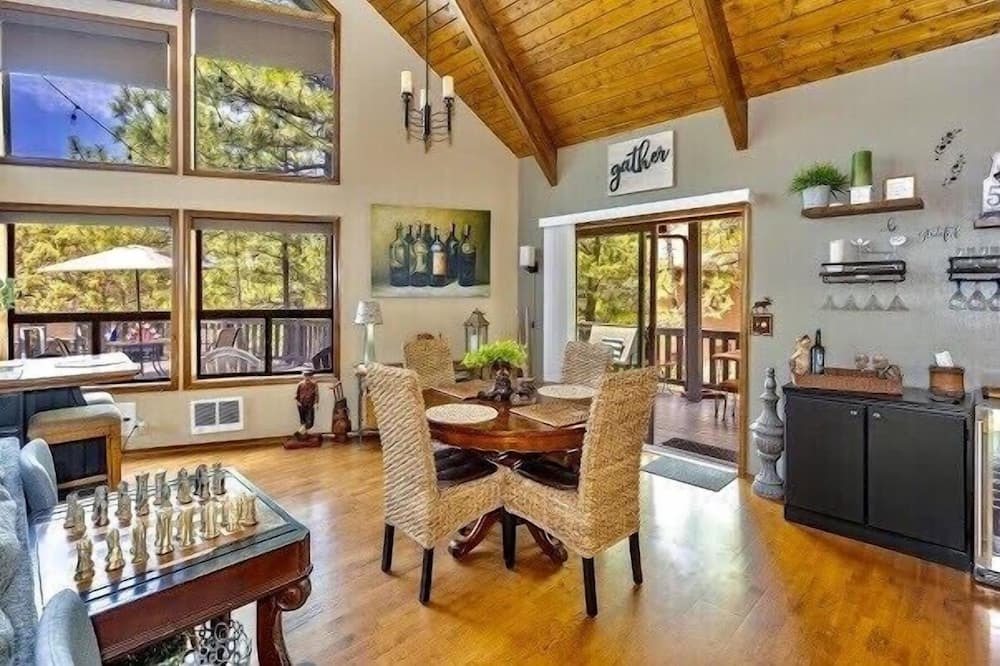 Photo of Livingroom in Munds Park